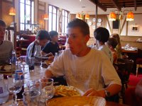 2007EdTfranceMontlucon (77)  avec frites la choucroute?